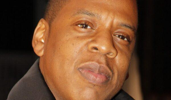 Jay-Z controquerela Buzbee e chiede la pubblicazione dell’identità dell’accusatrice